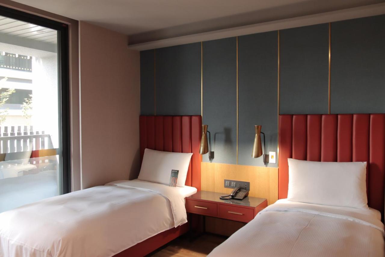 Kindness Day Hotel Тайнан Екстериор снимка