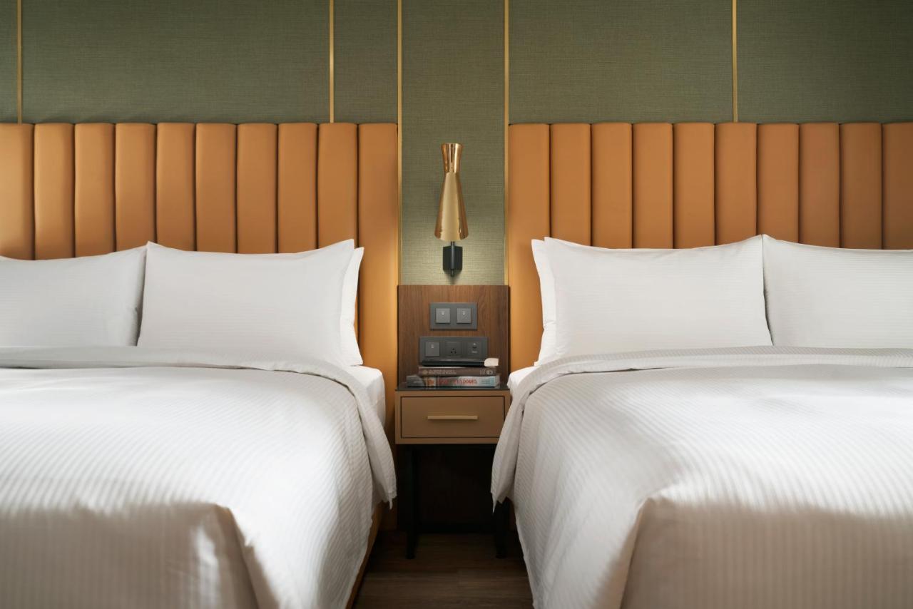 Kindness Day Hotel Тайнан Екстериор снимка