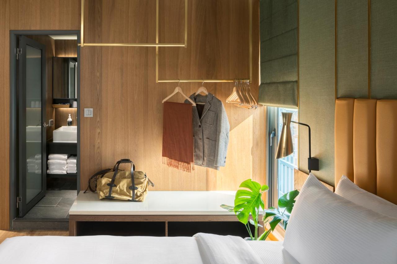 Kindness Day Hotel Тайнан Екстериор снимка