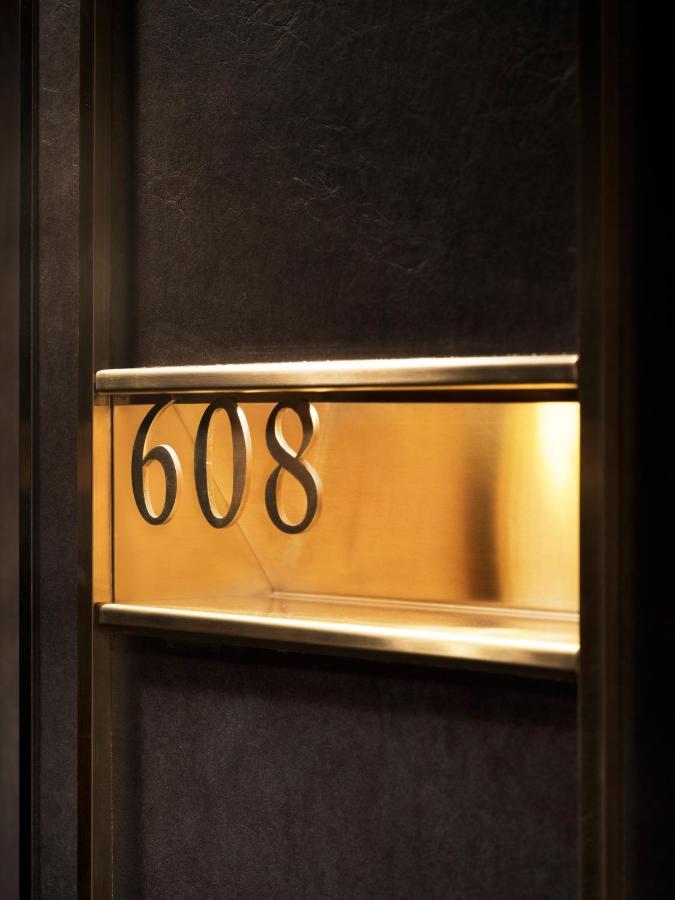 Kindness Day Hotel Тайнан Екстериор снимка