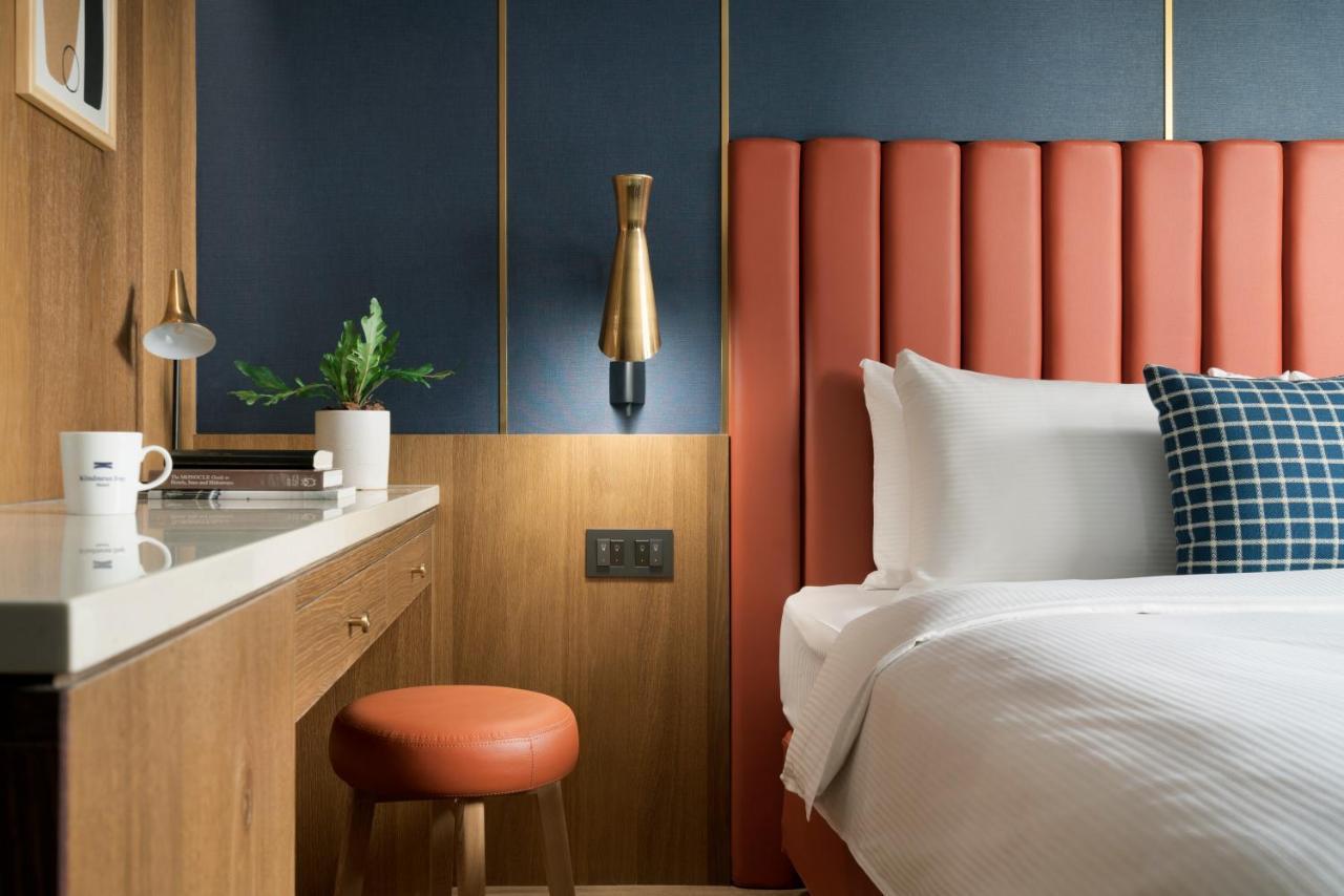 Kindness Day Hotel Тайнан Екстериор снимка