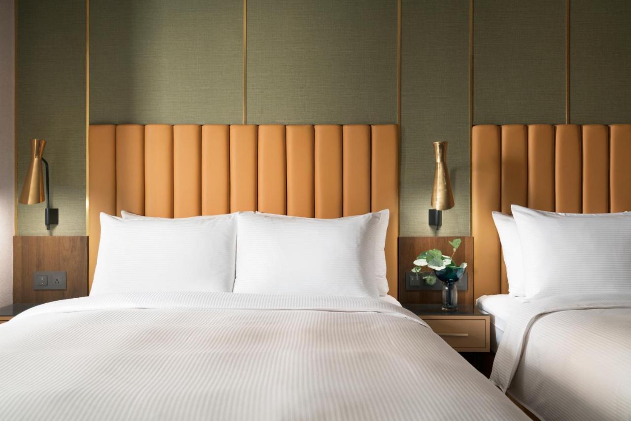 Kindness Day Hotel Тайнан Стая снимка