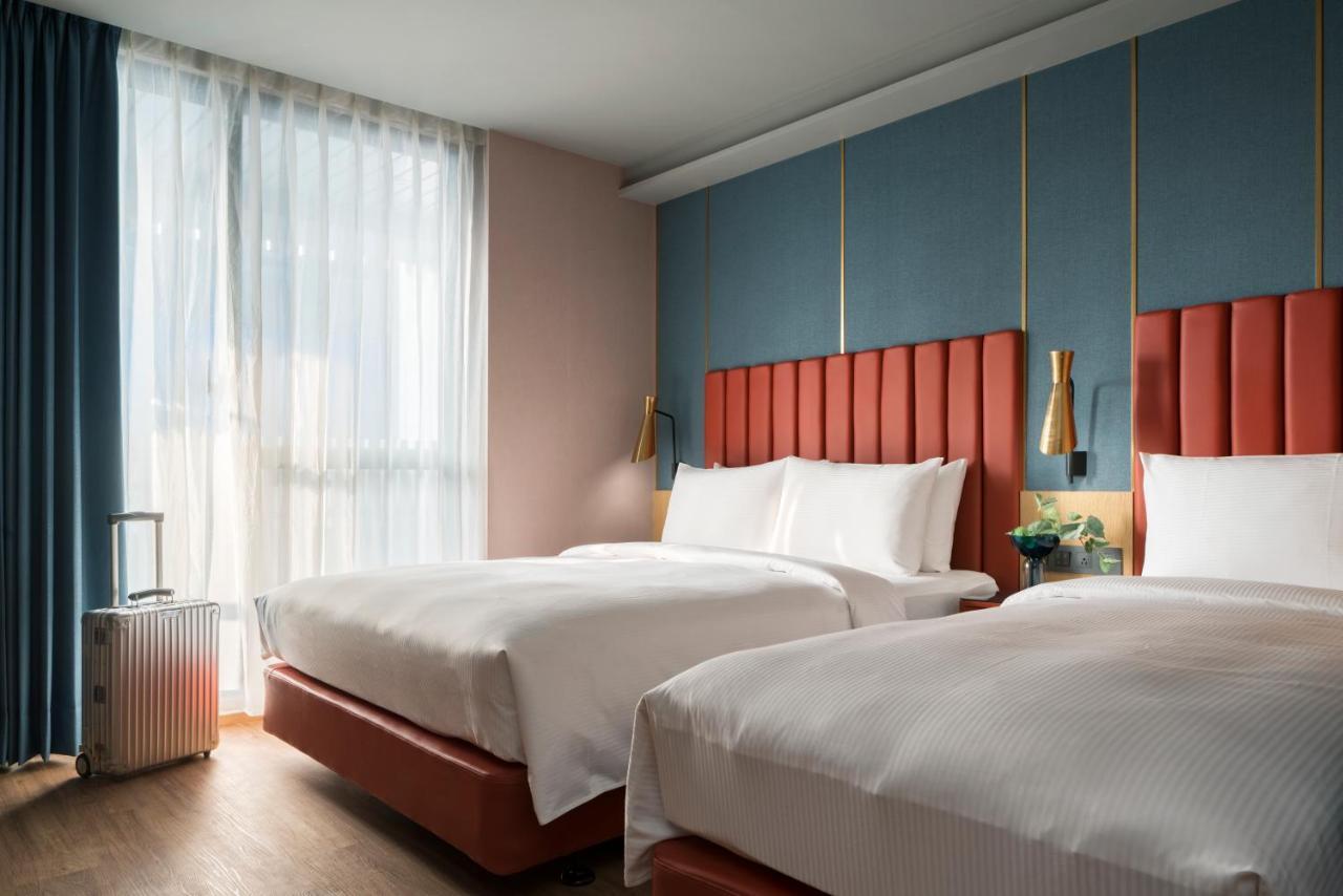 Kindness Day Hotel Тайнан Екстериор снимка
